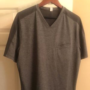 Men’s Lululemon athletic tee sz XL NWT